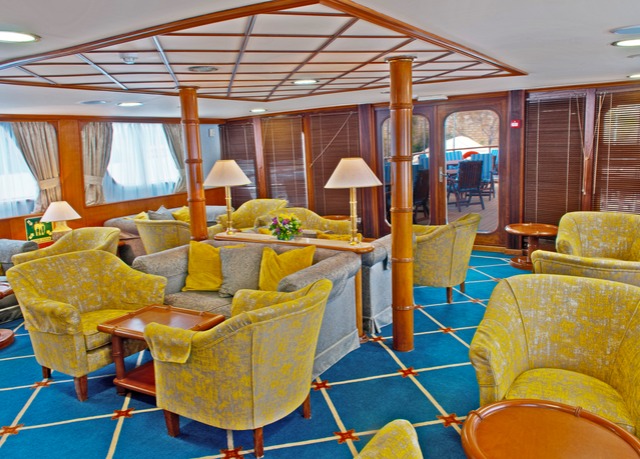 CALLISTO CRUCEROS ISLANDIA CRUCEROS NORTE DE EUROPA CRUCEROS EN YATE CRUCEROS ISLANDIA ICELAND CRUISES YACHT CRUISES VARIETY CRUISES ICELAND CUBA CRUISES CRUCEROS POR CUBA EN YATE
